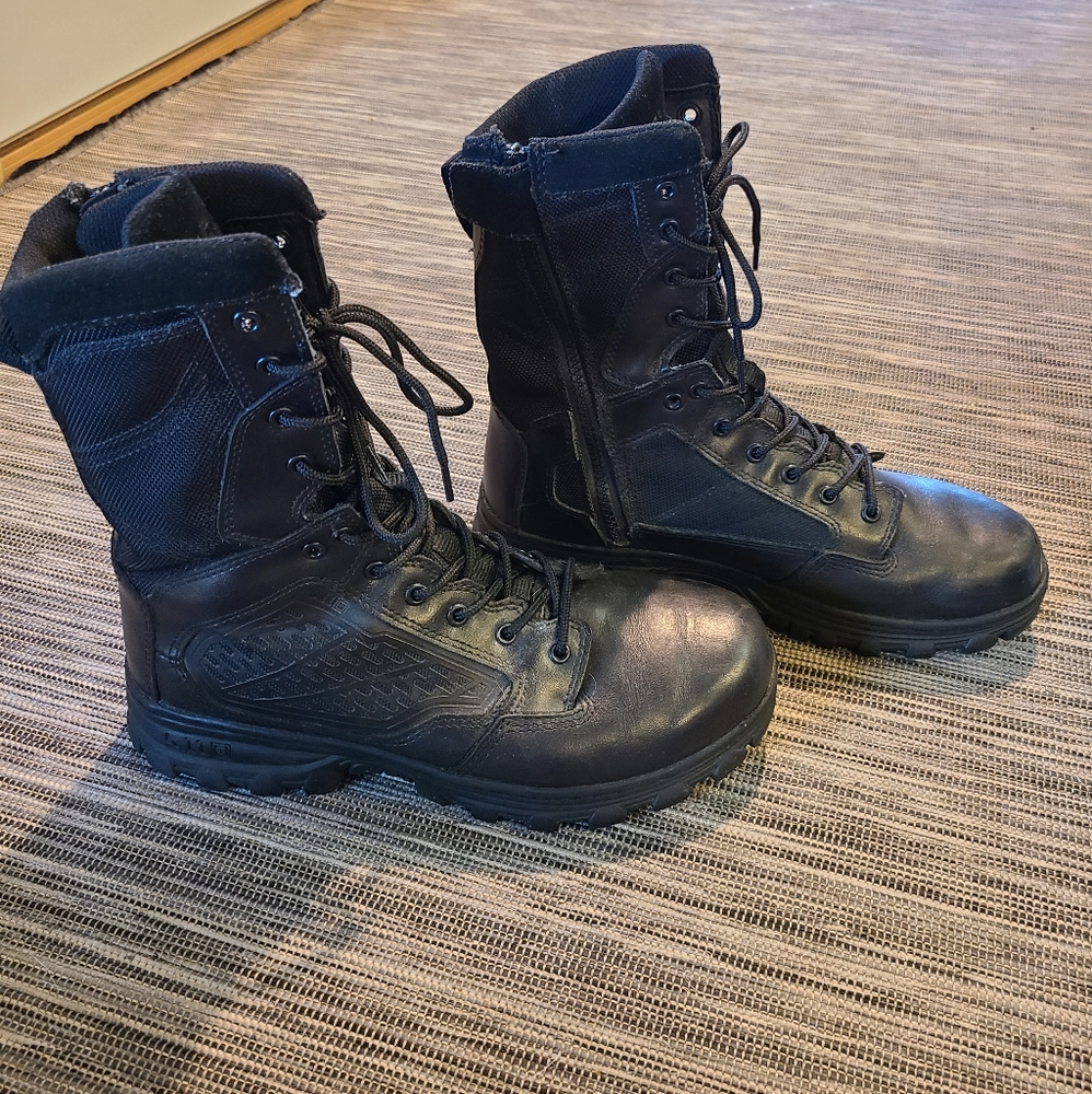 Like New 5.11 Tactical 8" Evo Boot Side Zip M 10.5